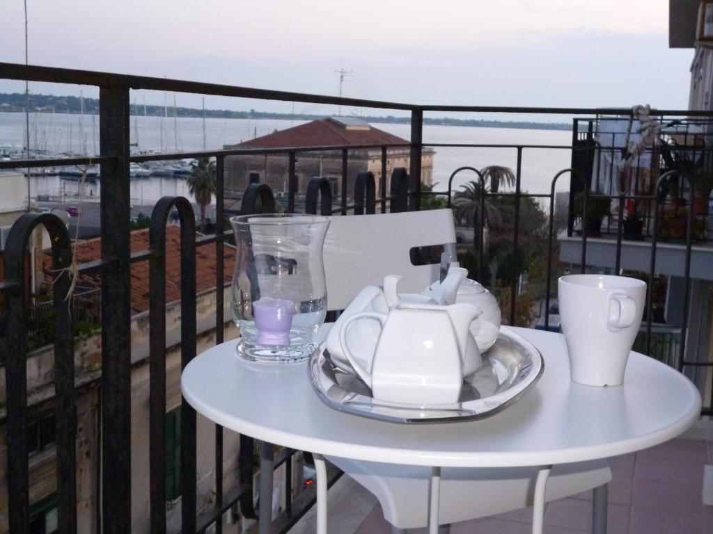 B&B Le Grand Bleu Siracusa - One Hundred Steps From Ortigia -Sea View - Syracuse Exteriér fotografie