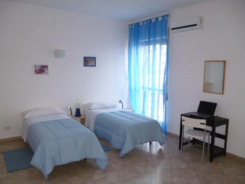 B&B Le Grand Bleu Siracusa - One Hundred Steps From Ortigia -Sea View - Syracuse Pokoj fotografie